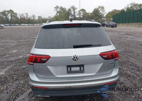 2021 Volkswagen Tiguan 2.0T Se/2.0T Se R-Line Black/2.0T Sel from USA, damaged, VIN 3VV2B7AX8MM145802